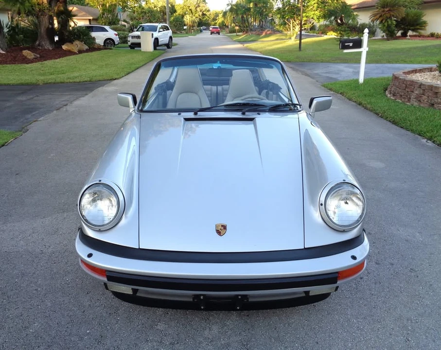 1989 Porsche 911 Carrera 3.2 - Image 9 of 20