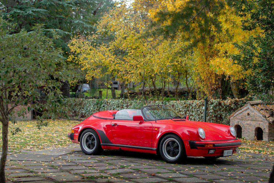 1990 Porsche 911 Carrera 3.2 - Image 13 of 31