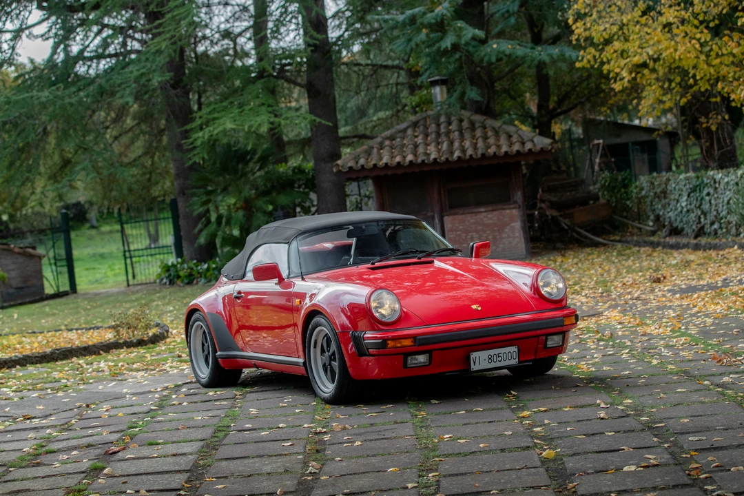 1990 Porsche 911 Carrera 3.2 - Image 7 of 31