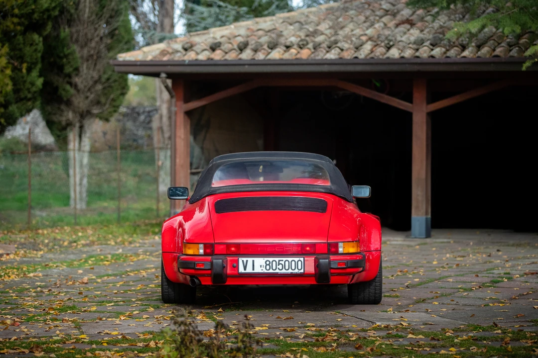 1990 Porsche 911 Carrera 3.2 - Image 12 of 31