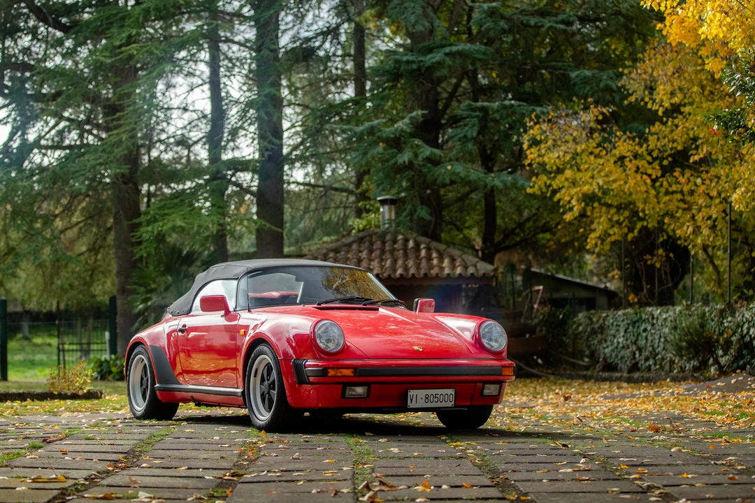 1990 Porsche 911 Carrera 3.2 - Image 29 of 31