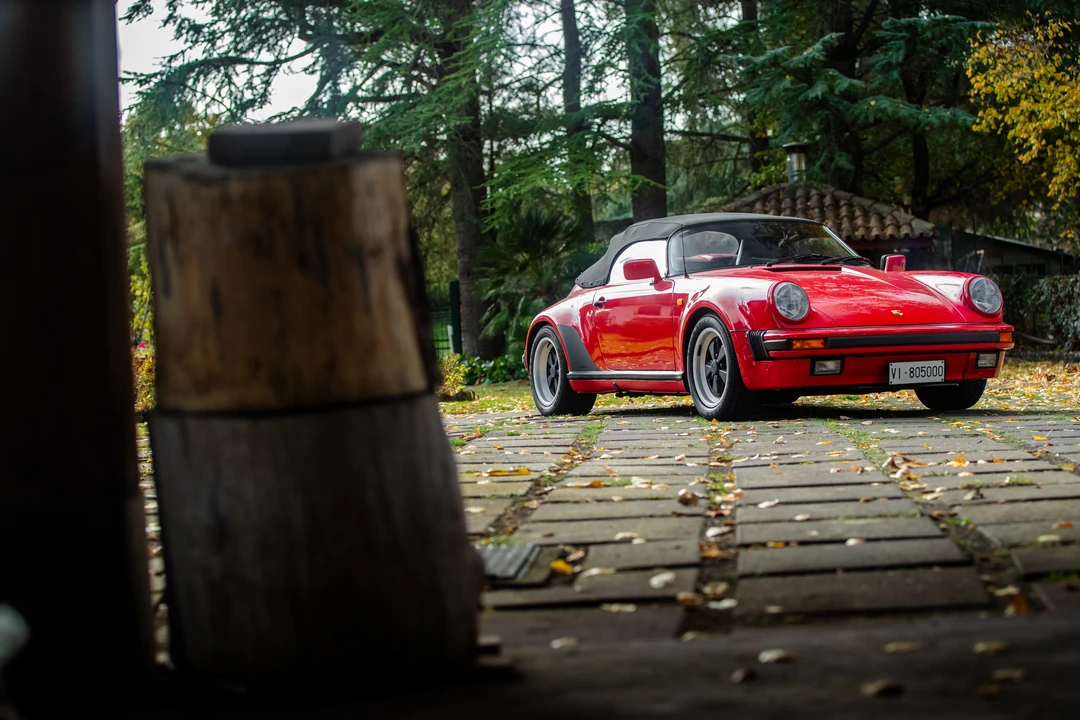 1990 Porsche 911 Carrera 3.2 - Image 30 of 31