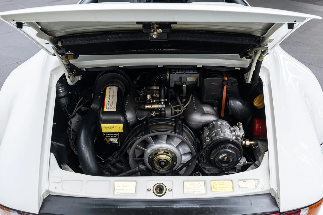 1989 Porsche 911 Carrera 3.2 - Image 6 of 21