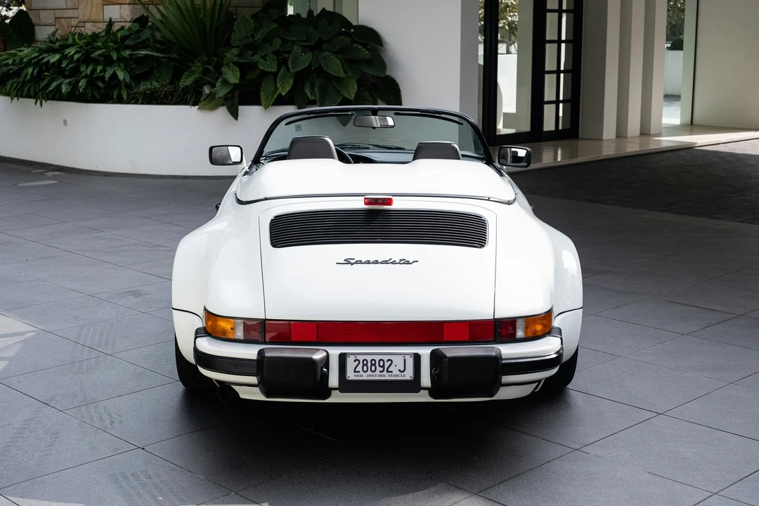 1989 Porsche 911 Carrera 3.2 - Image 8 of 21