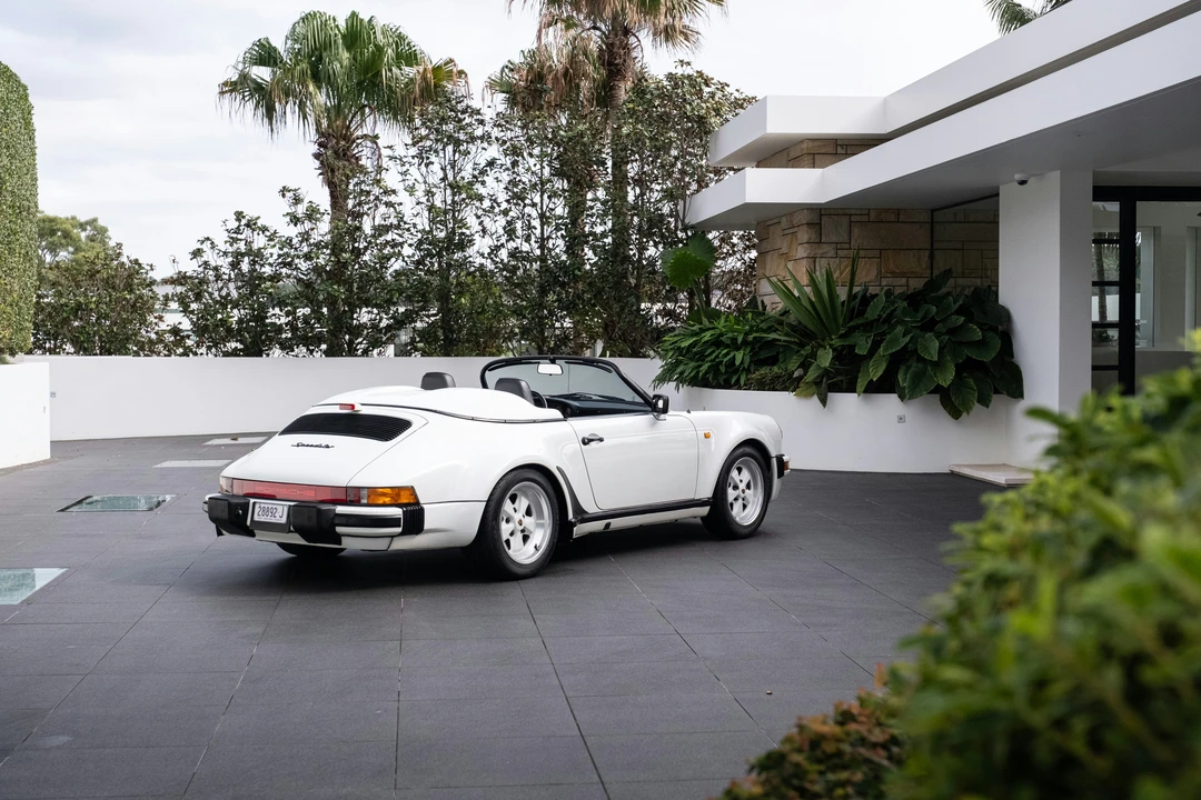 1989 Porsche 911 Carrera 3.2 - Image 9 of 21