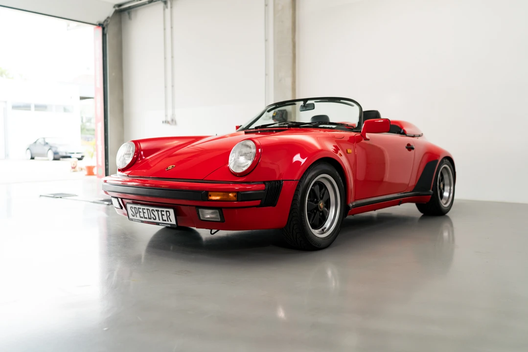1989 Porsche 911 Carrera 3.2 - Image 9 of 31