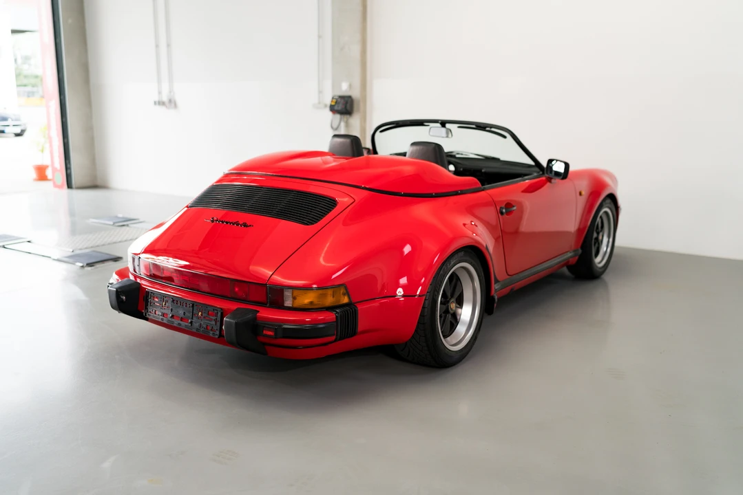 1989 Porsche 911 Carrera 3.2 - Image 12 of 31