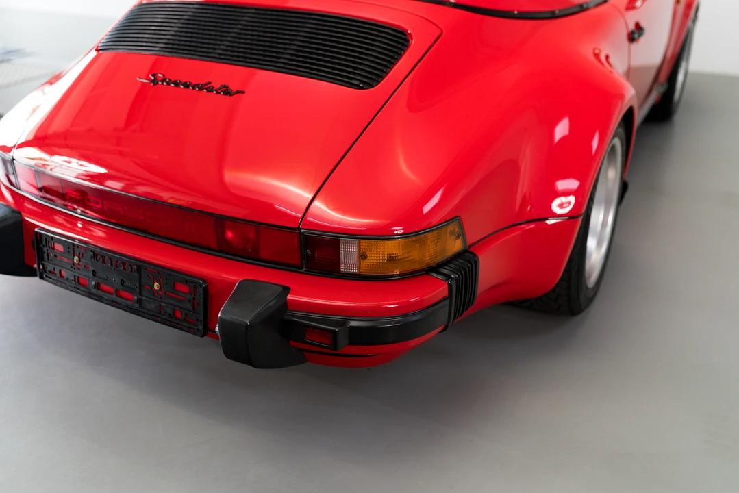 1989 Porsche 911 Carrera 3.2 - Image 27 of 31
