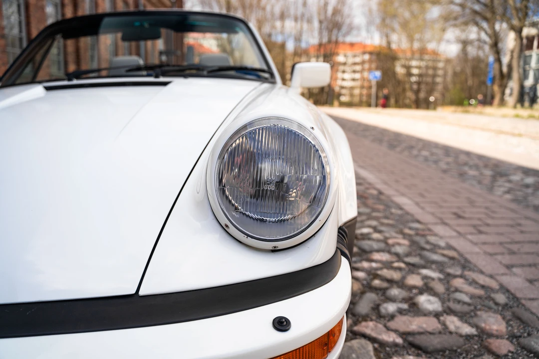 1989 Porsche 930 Turbo - Image 11 of 31