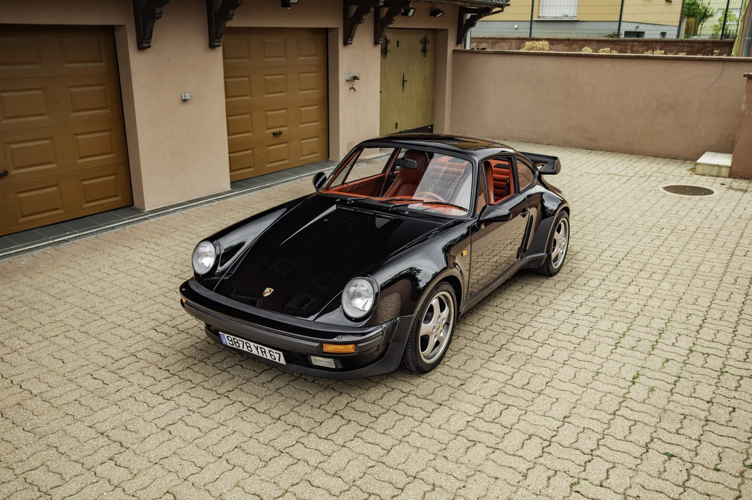1989 Porsche 930 Turbo - Image 11 of 31