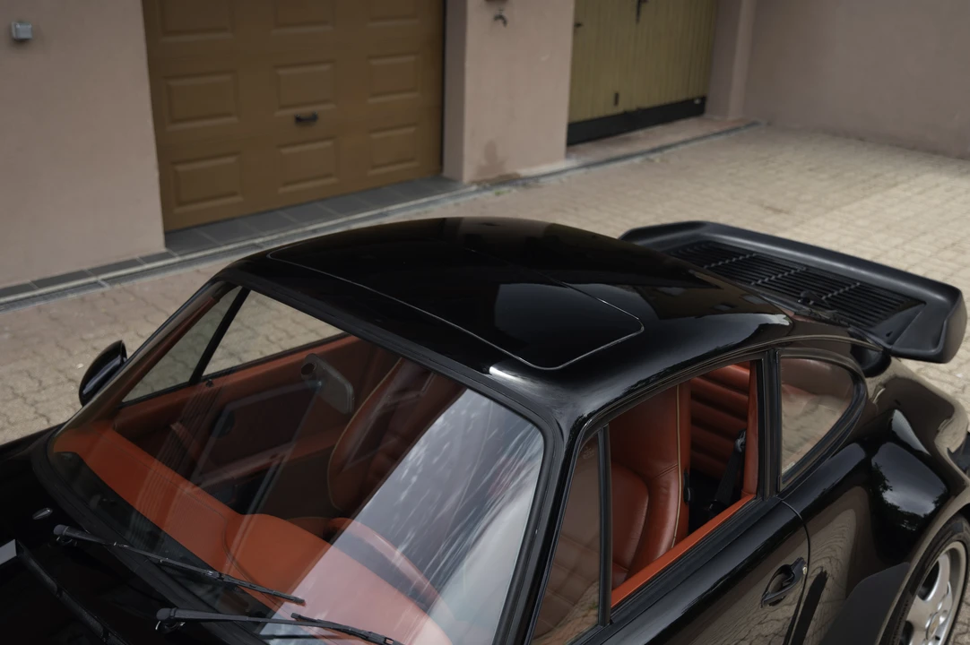 1989 Porsche 930 Turbo - Image 25 of 31