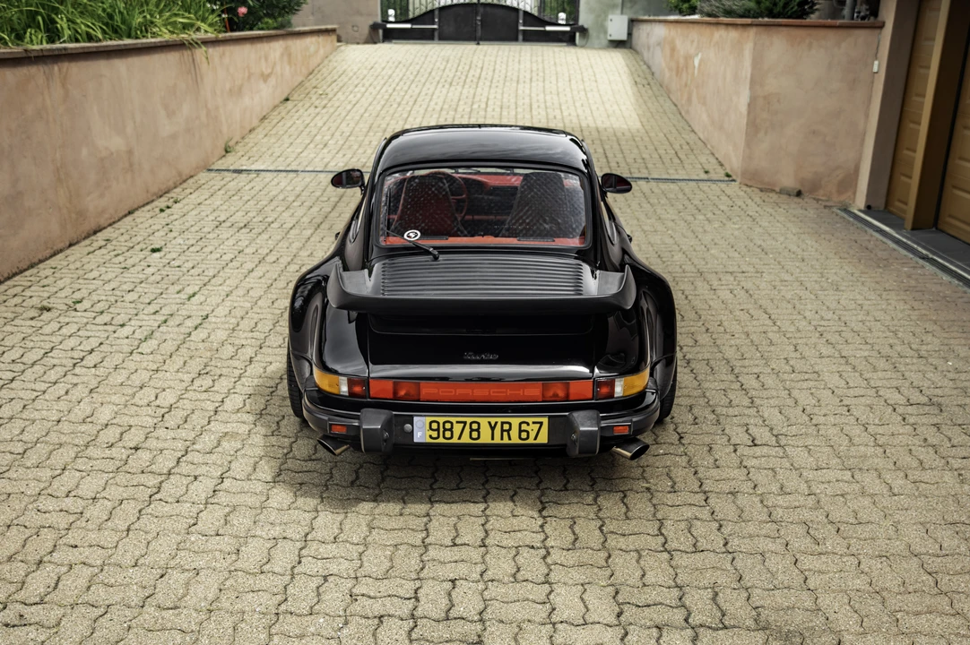 1989 Porsche 930 Turbo - Image 13 of 31