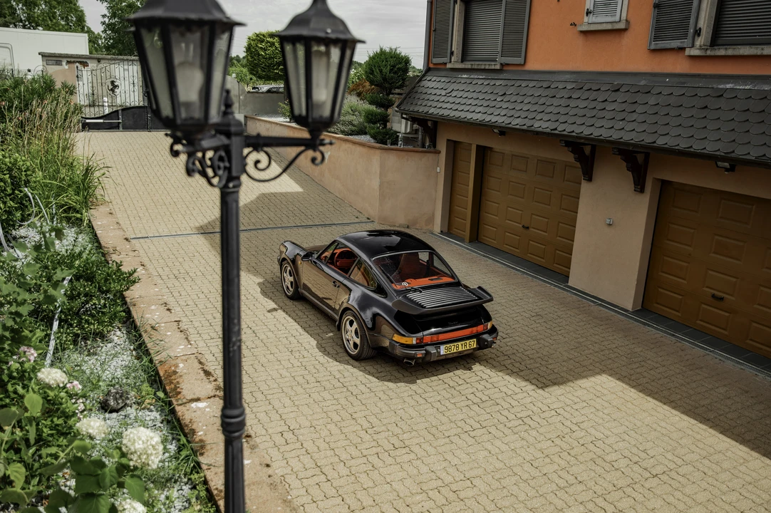1989 Porsche 930 Turbo - Image 15 of 31