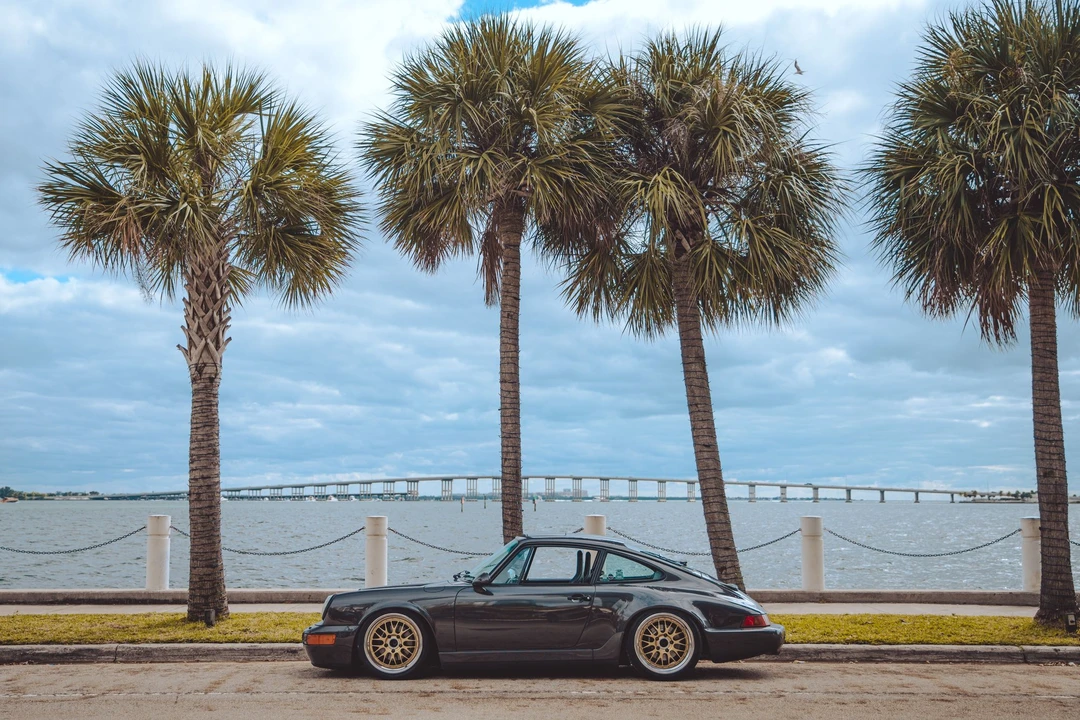 1989 Porsche 964 Carrera 4 - Image 3 of 31