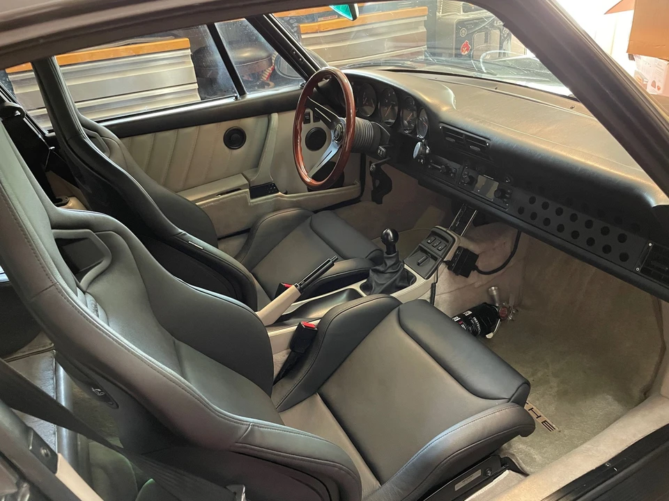 1989 Porsche 964 Carrera 4 - Image 30 of 31