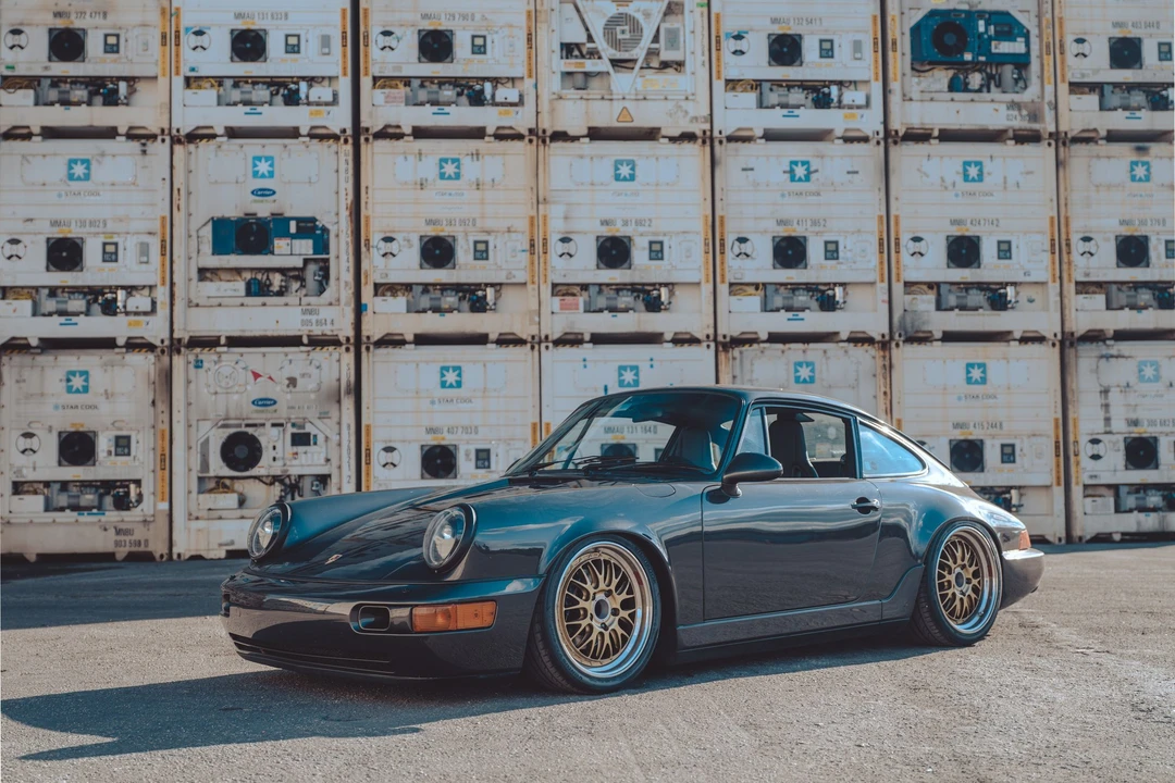 1989 Porsche 964 Carrera 4 - Image 22 of 31