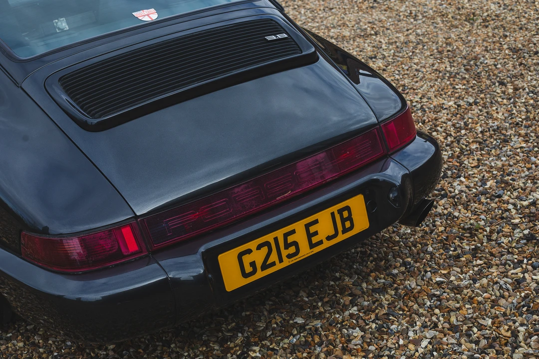 1989 Porsche 964 Carrera 4 - Image 28 of 31
