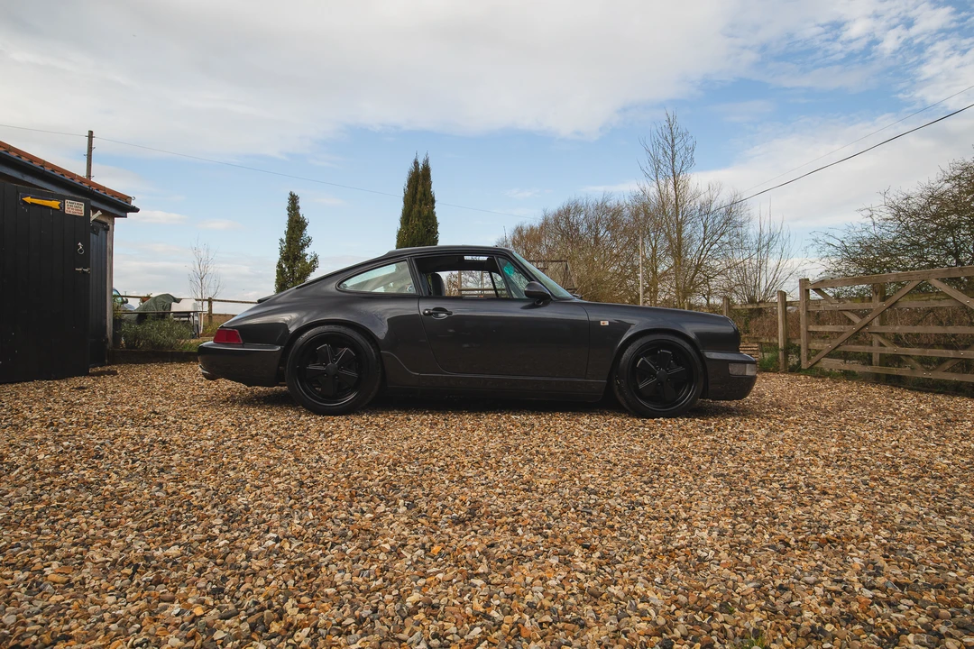 1989 Porsche 964 Carrera 4 - Image 7 of 31