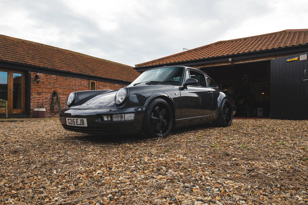 1989 Porsche 964 Carrera 4 - Image 16 of 31