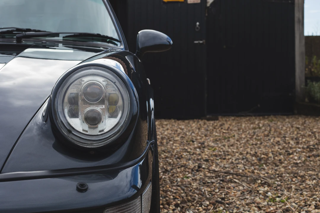 1989 Porsche 964 Carrera 4 - Image 22 of 31