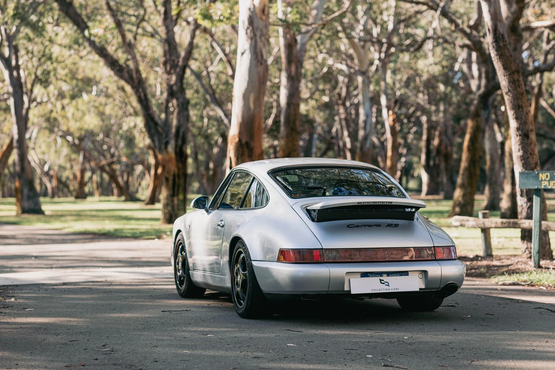 1989 Porsche 964 Carrera 4 - Image 7 of 31