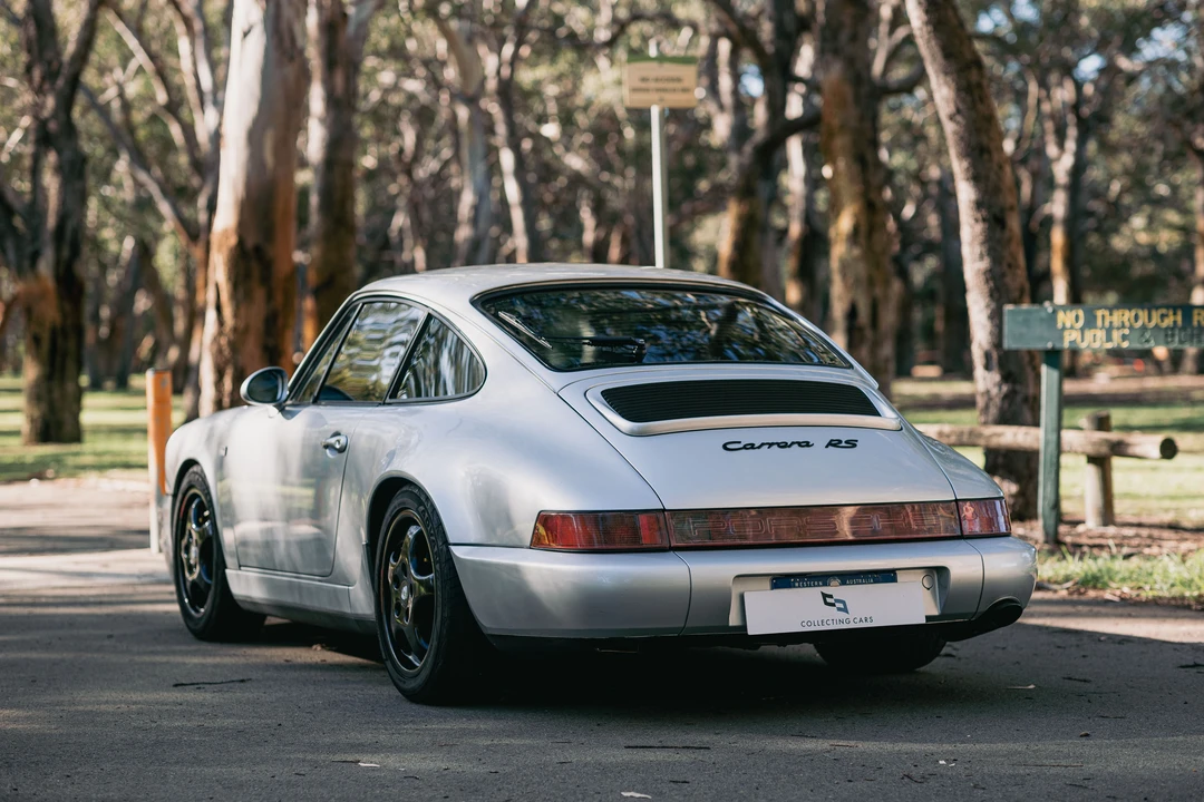 1989 Porsche 964 Carrera 4 - Image 12 of 31