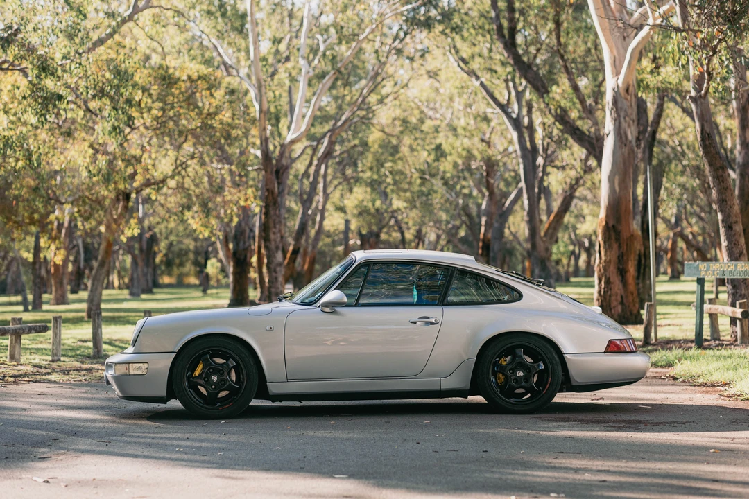 1989 Porsche 964 Carrera 4 - Image 8 of 31