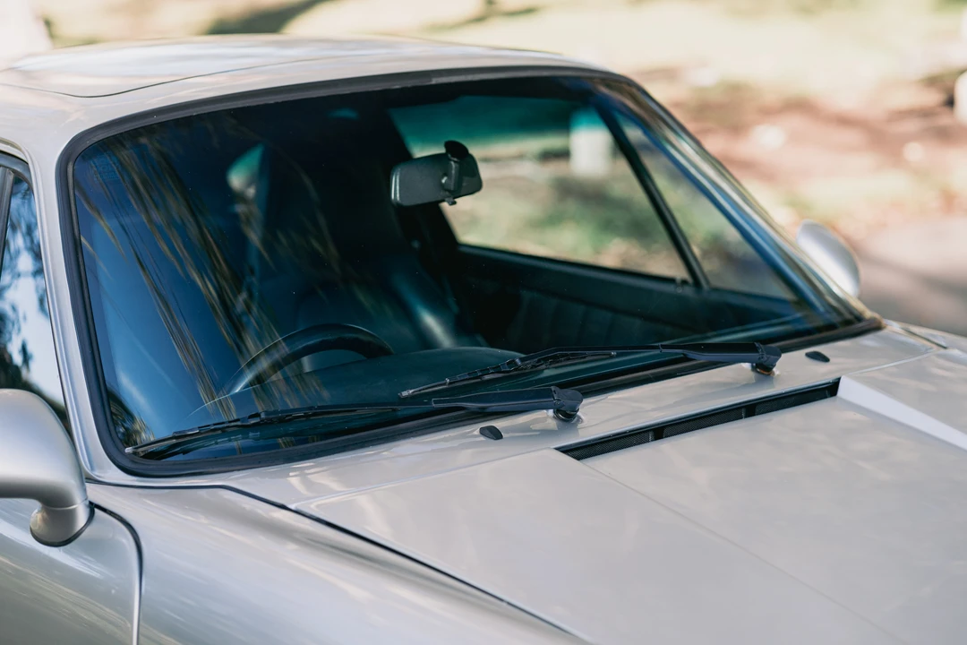 1989 Porsche 964 Carrera 4 - Image 27 of 31