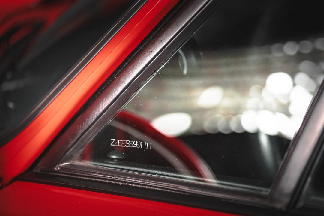 1989 Porsche 964 Carrera 4 - Image 11 of 31