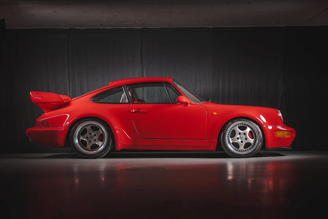 1989 Porsche 964 Carrera 4 - Image 4 of 31