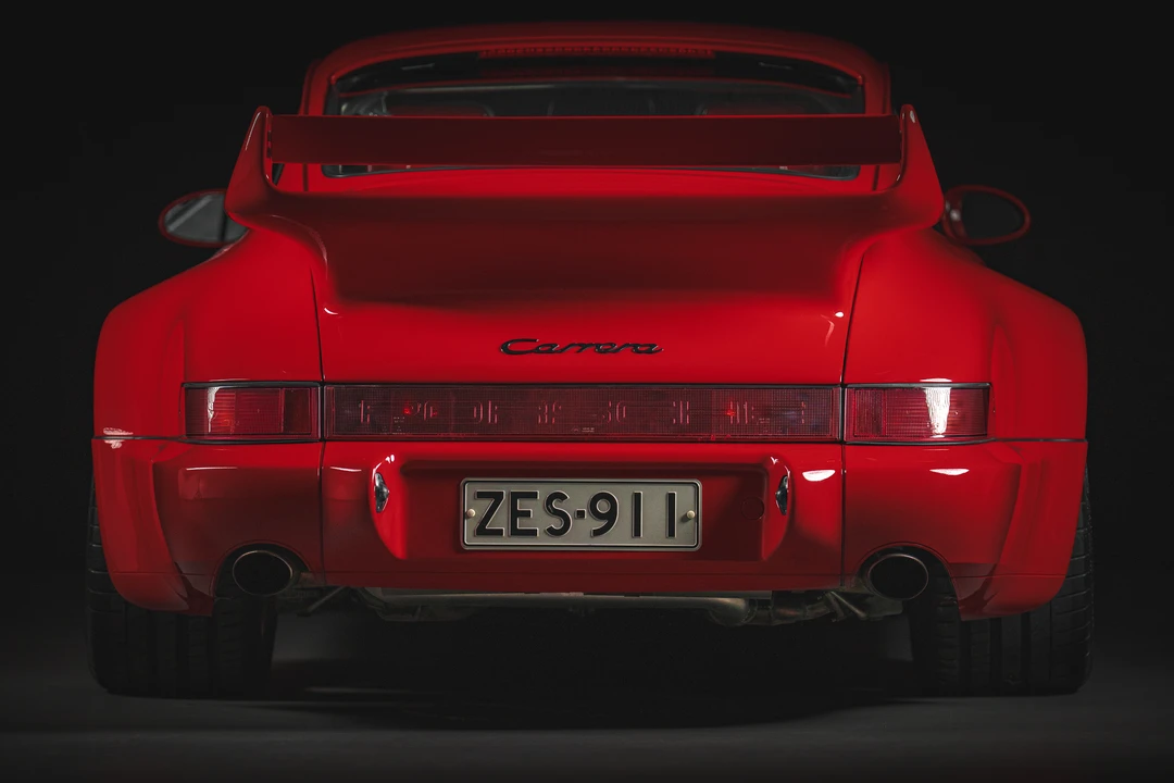 1989 Porsche 964 Carrera 4 - Image 25 of 31