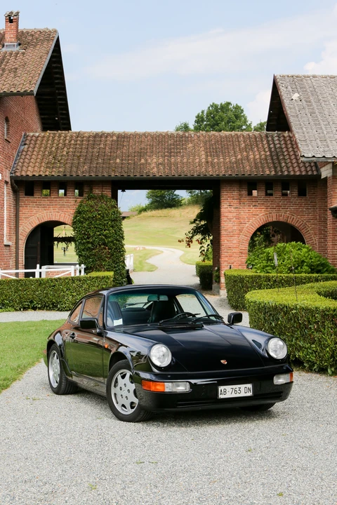1989 Porsche 964 Carrera 4 - Image 14 of 30
