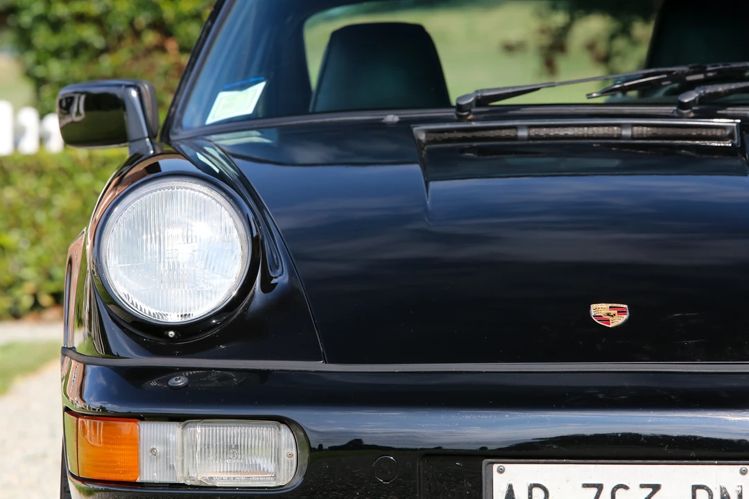 1989 Porsche 964 Carrera 4 - Image 22 of 30