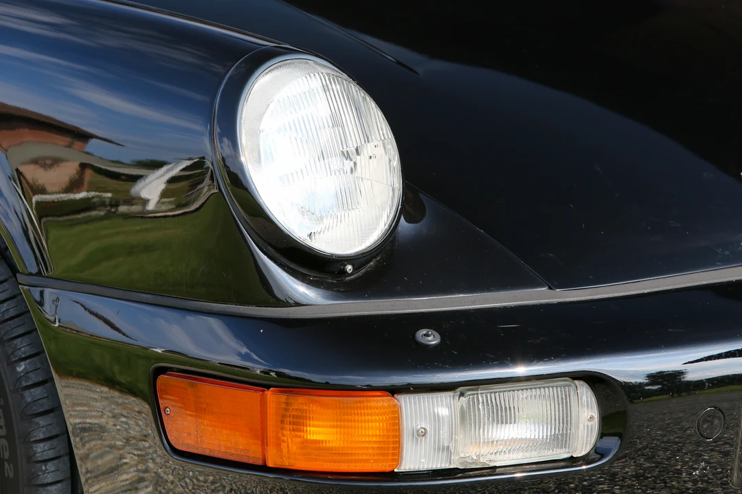 1989 Porsche 964 Carrera 4 - Image 24 of 30