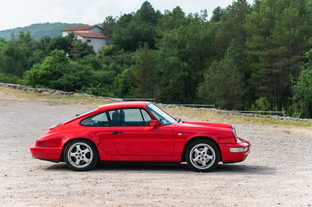 1989 Porsche 964 Carrera 4 - Image 8 of 31