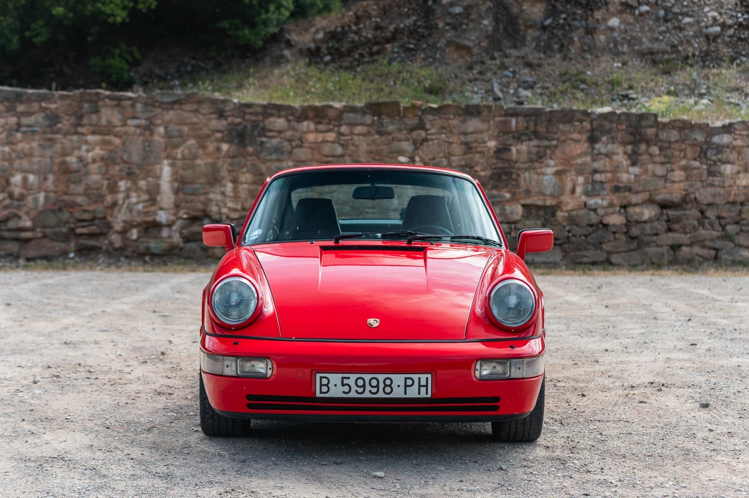 1989 Porsche 964 Carrera 4 - Image 2 of 31