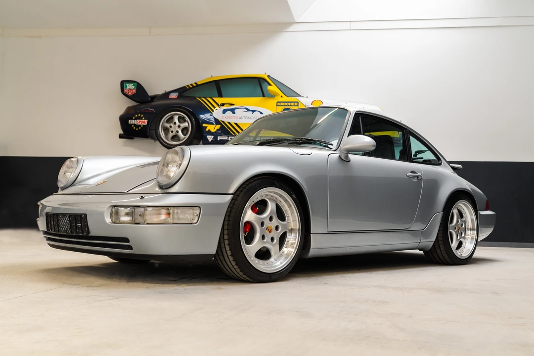 1989 Porsche 964 Carrera 4 - Image 9 of 31