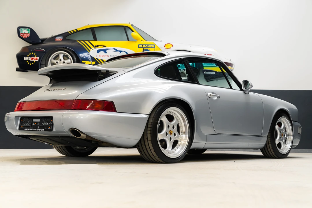 1989 Porsche 964 Carrera 4 - Image 5 of 31