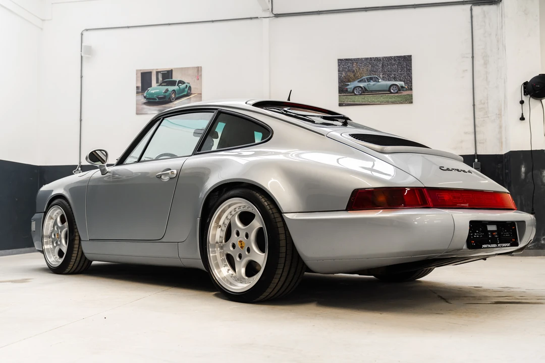 1989 Porsche 964 Carrera 4 - Image 7 of 31
