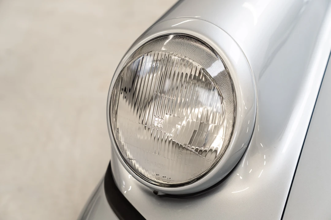 1989 Porsche 964 Carrera 4 - Image 13 of 31