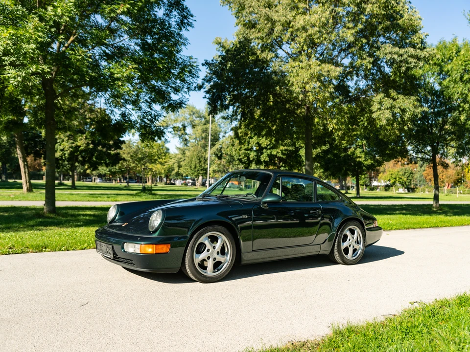 1989 Porsche 964 Carrera 4 - Image 11 of 31