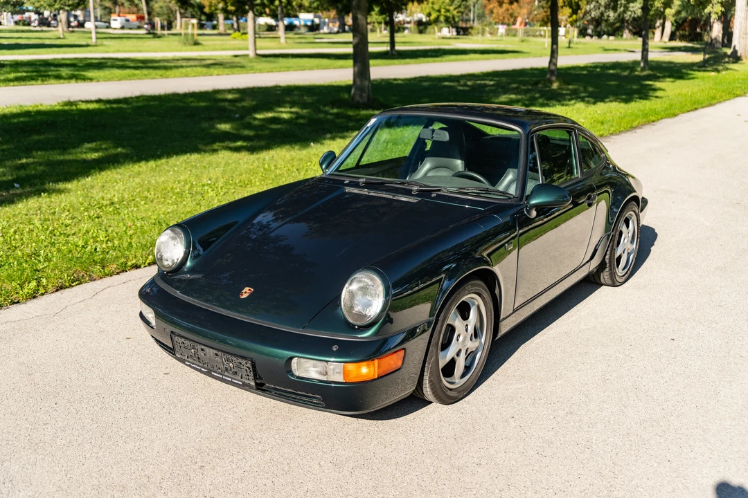 1989 Porsche 964 Carrera 4 - Image 12 of 31