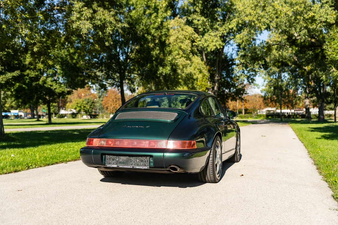 1989 Porsche 964 Carrera 4 - Image 7 of 31