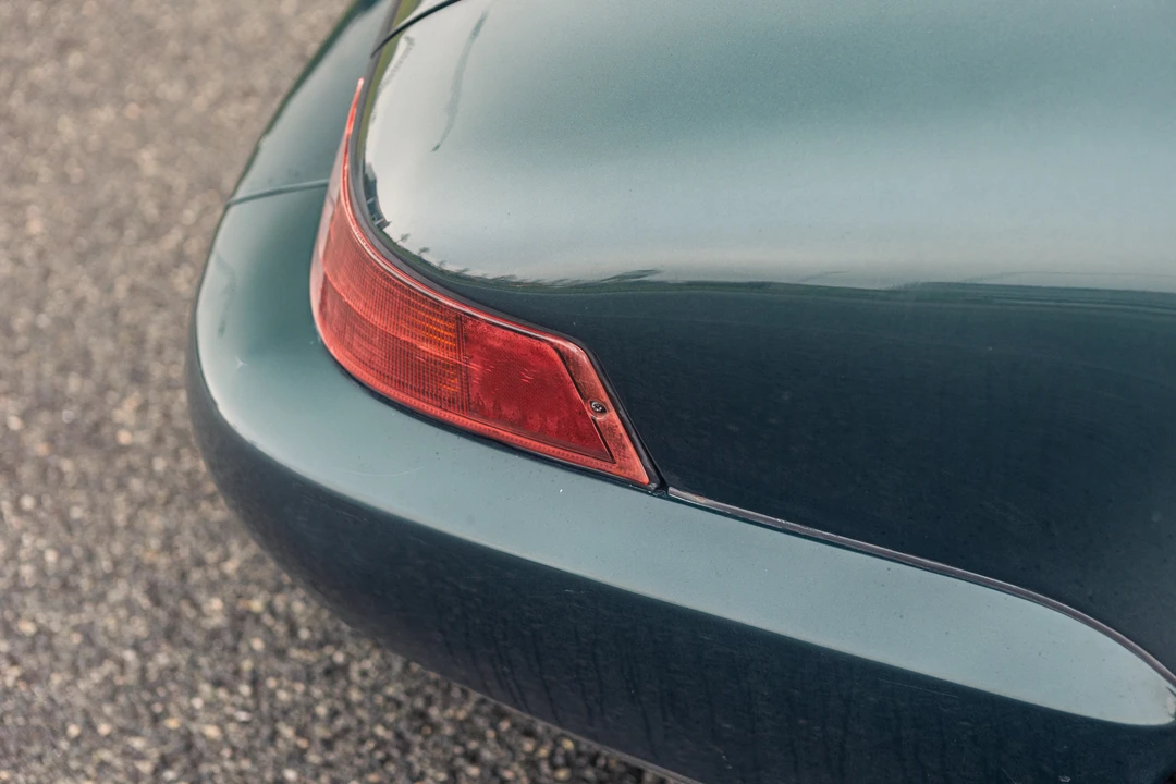 1989 Porsche 964 Carrera 4 - Image 25 of 31