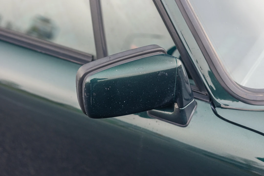 1989 Porsche 964 Carrera 4 - Image 26 of 31