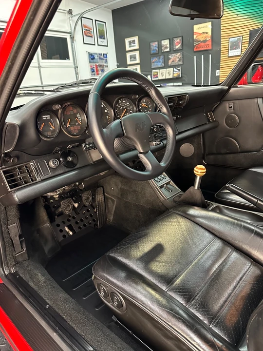 1989 Porsche 964 Carrera 4 - Image 26 of 31
