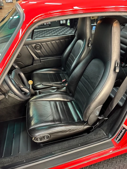 1989 Porsche 964 Carrera 4 - Image 27 of 31