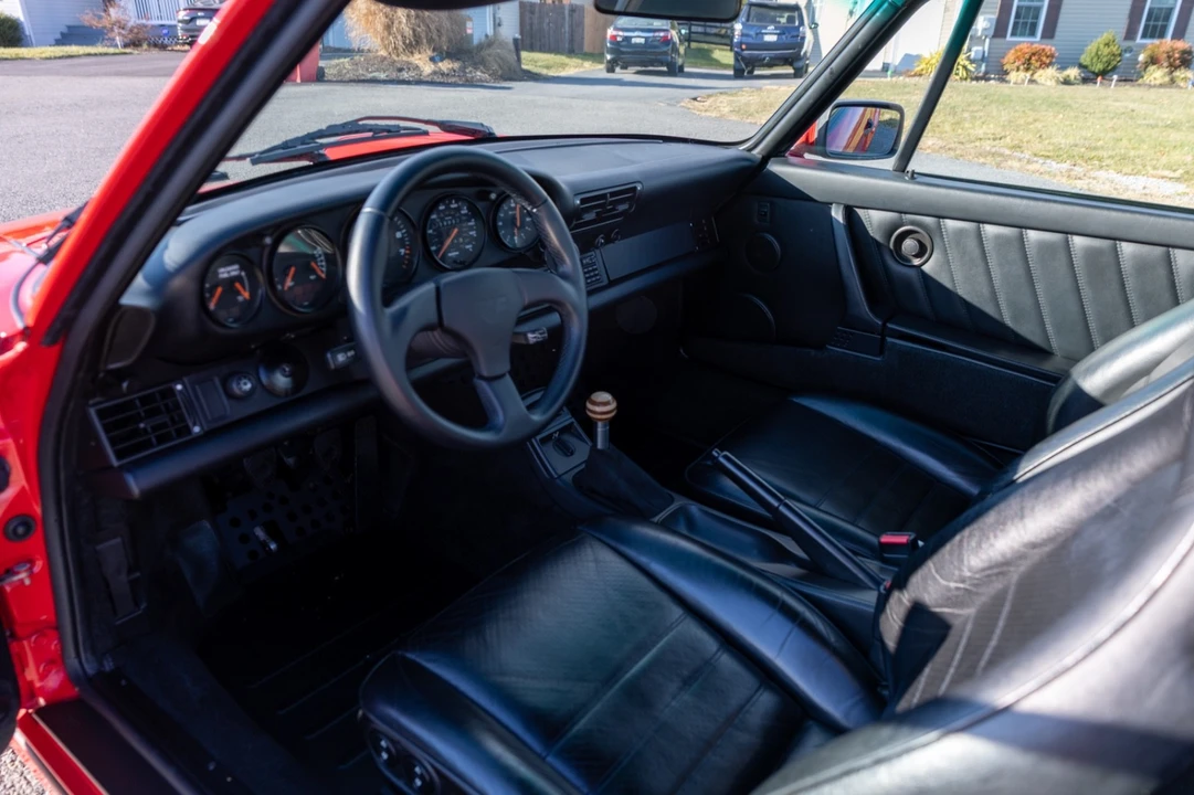 1989 Porsche 964 Carrera 4 - Image 20 of 31