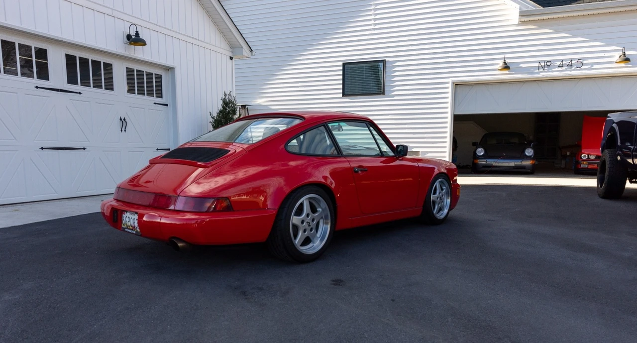 1989 Porsche 964 Carrera 4 - Image 4 of 31