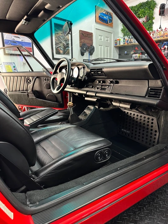1989 Porsche 964 Carrera 4 - Image 23 of 31